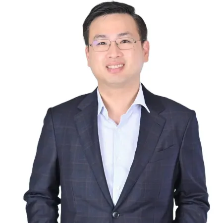 Headshot of Pongsakorn Atichatsrisakul