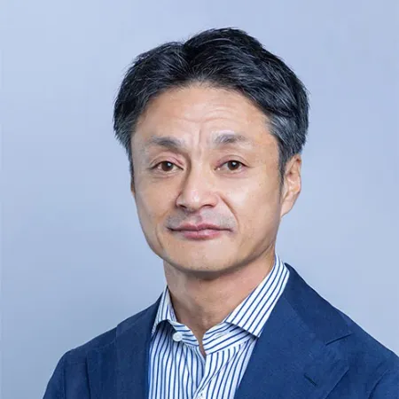 Headshot of Takashi Tsutsumi